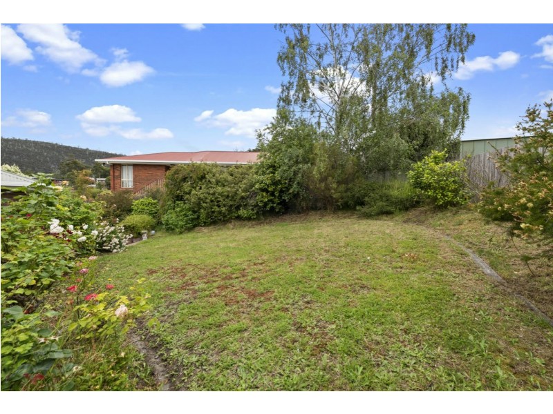 6 Lesdelle Street, Claremont TAS 7011