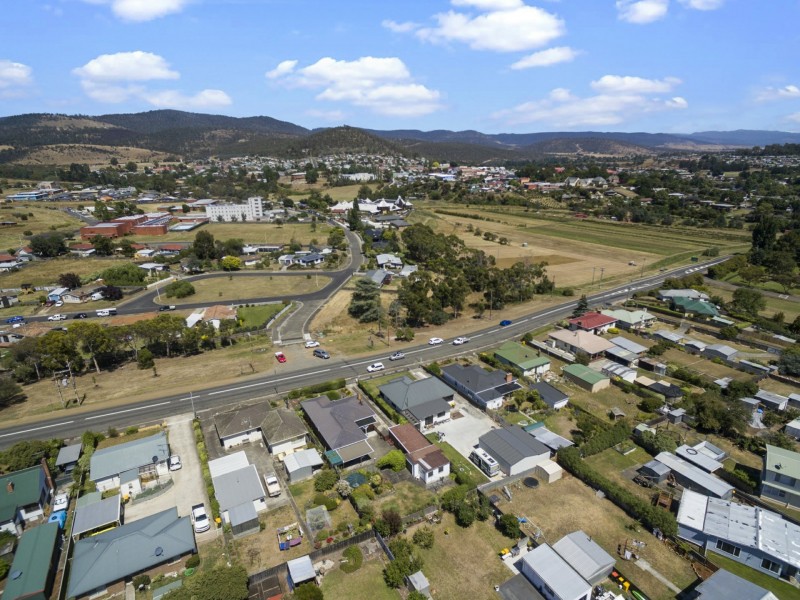 57 Hobart Road, New Norfolk TAS 7140