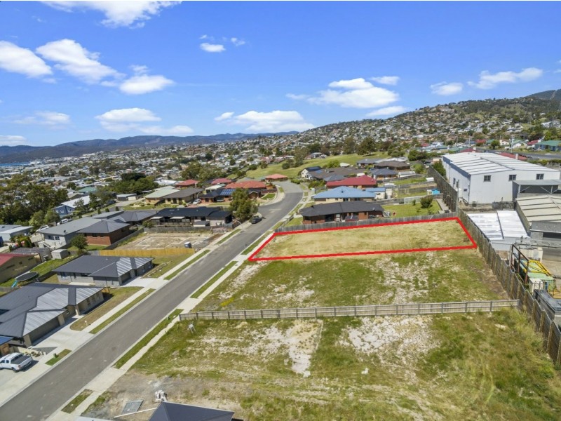 19 Moore Park Drive, Glenorchy TAS 7010