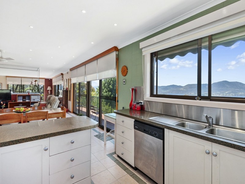 223 Marys Hope Road, Berriedale TAS 7011