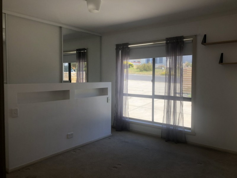 11 Second Avenue, Midway Point TAS 7171