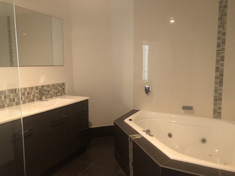11 Second Avenue, Midway Point TAS 7171
