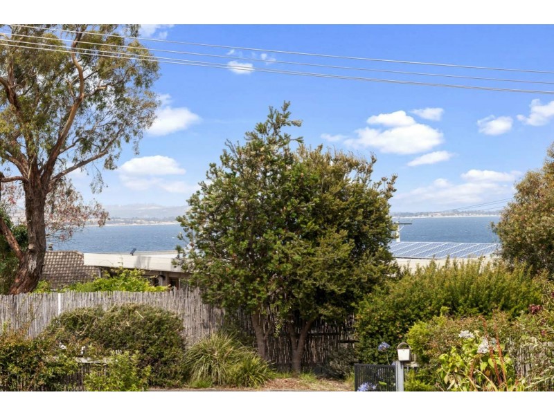 Unit 1/3 Carinya Street, Blackmans Bay TAS 7052