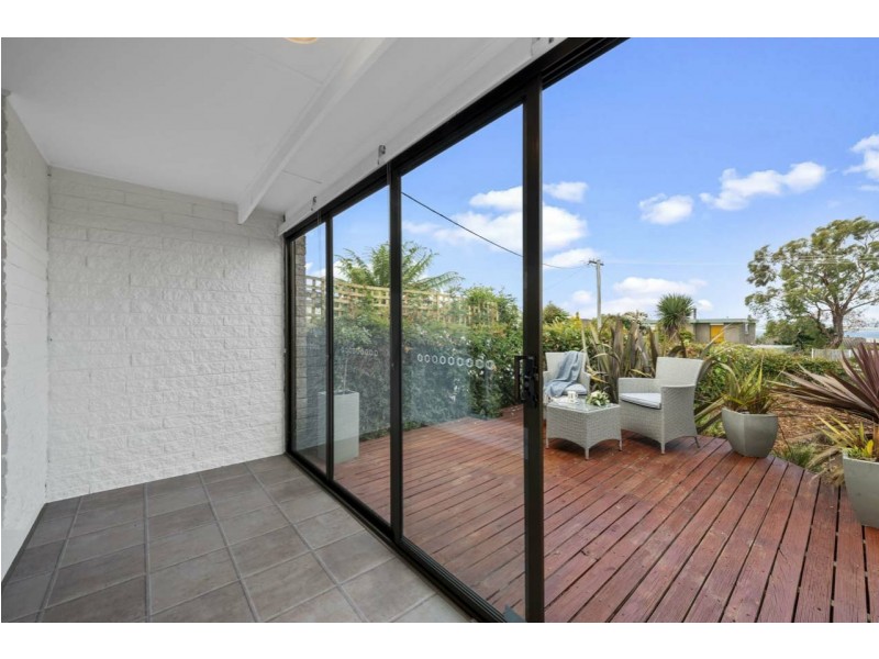 Unit 1/3 Carinya Street, Blackmans Bay TAS 7052