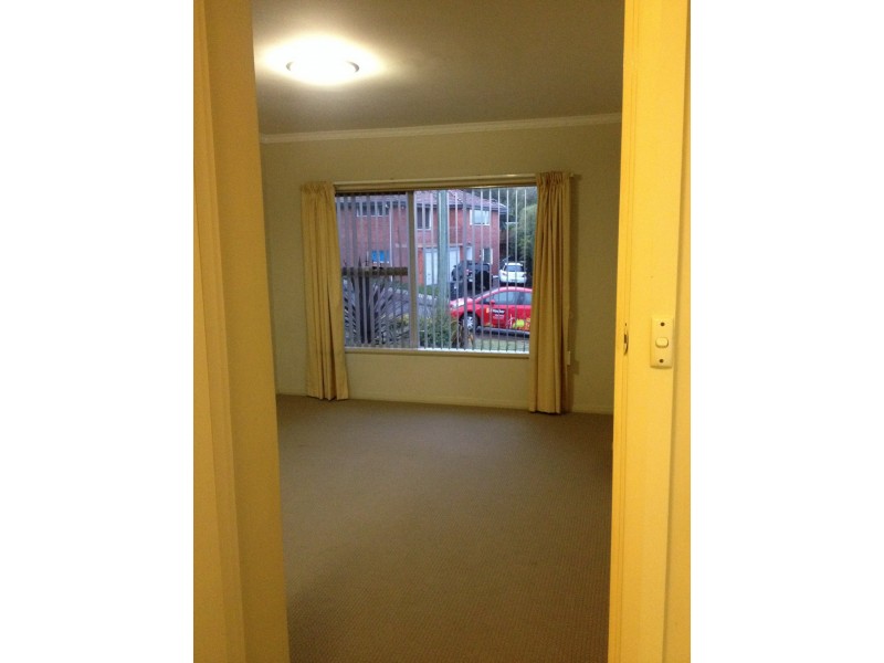 1/14 Coolabah Road, Sandy Bay TAS 7005