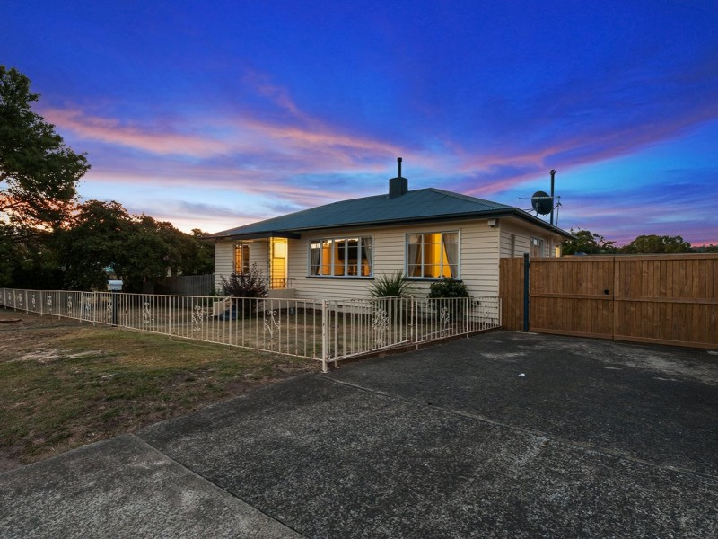 52 Schouten Street, Warrane TAS 7018