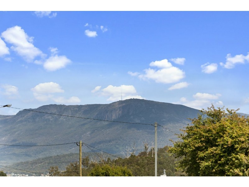 52 Schouten Street, Warrane TAS 7018