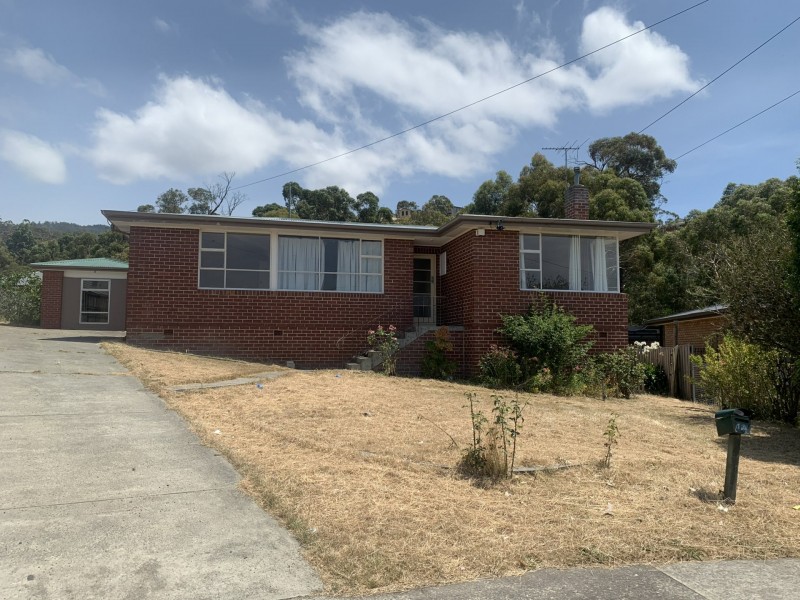 14 Carnegie Street, Claremont TAS 7011