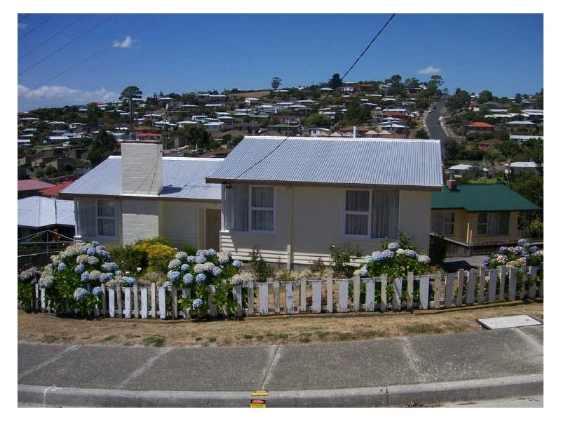 8 Hotham Court, Glenorchy TAS 7010