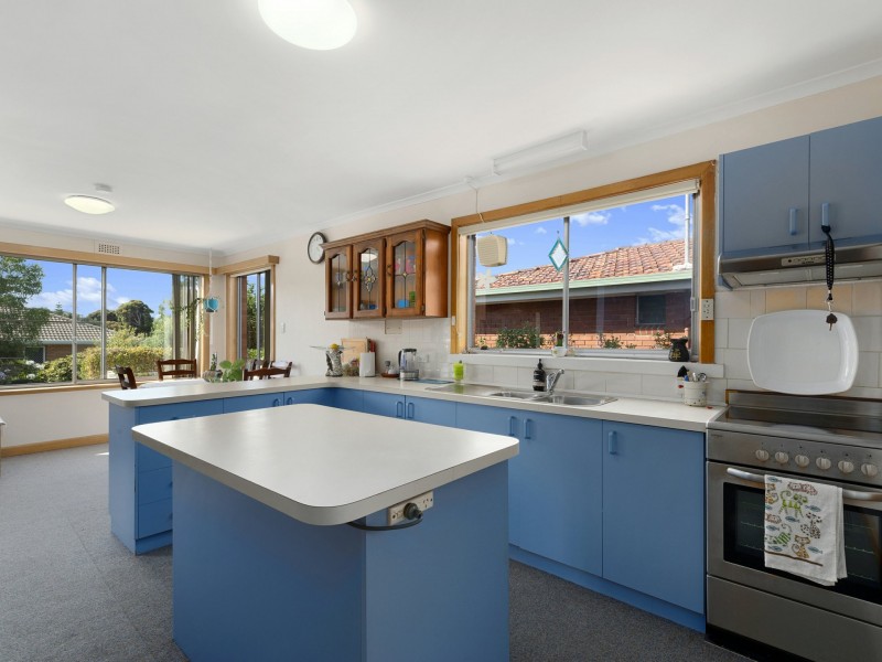 16 Cheltenham Street, Montrose TAS 7010