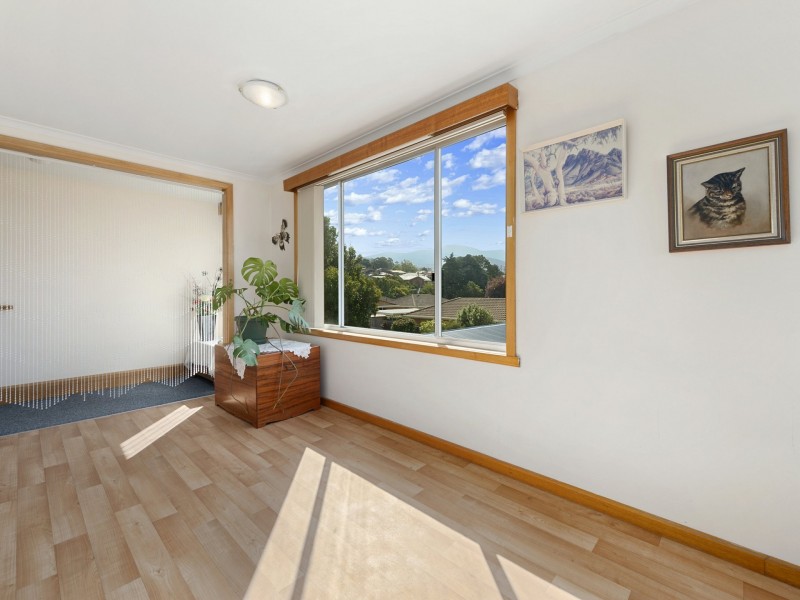 16 Cheltenham Street, Montrose TAS 7010