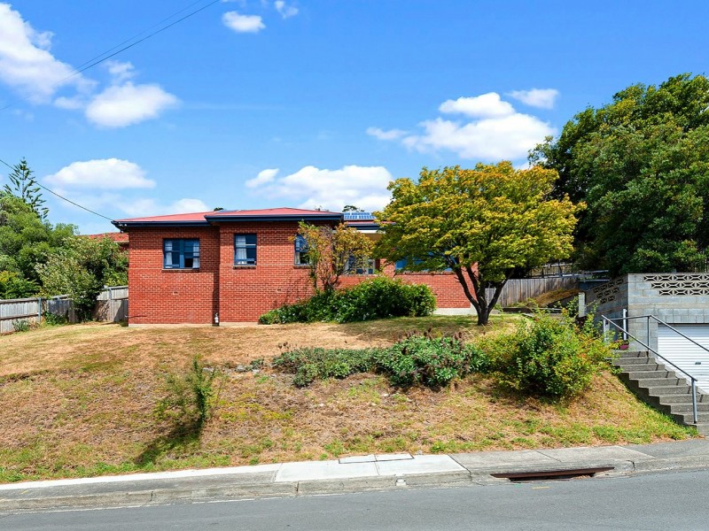 28 Gordon Avenue, Mount Stuart TAS 7000