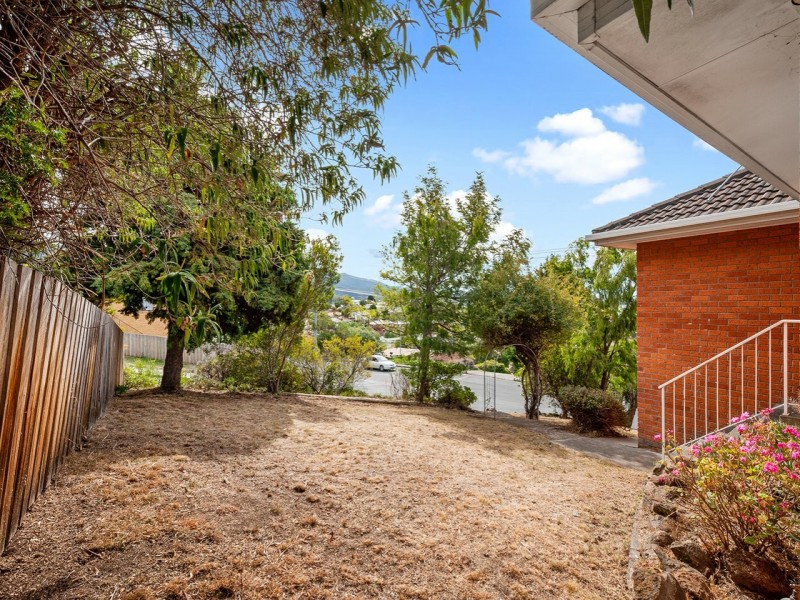 1/2 Daylesford Road, Glenorchy TAS 7010