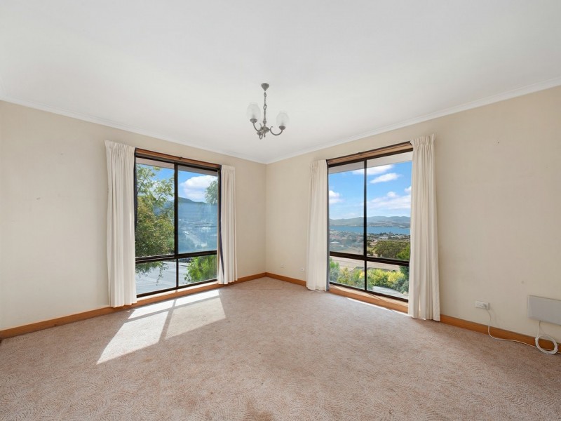 1/2 Daylesford Road, Glenorchy TAS 7010