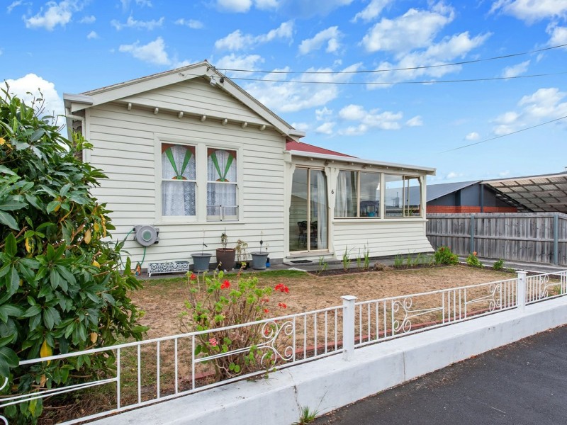 6 Philip Avenue, Montrose TAS 7010