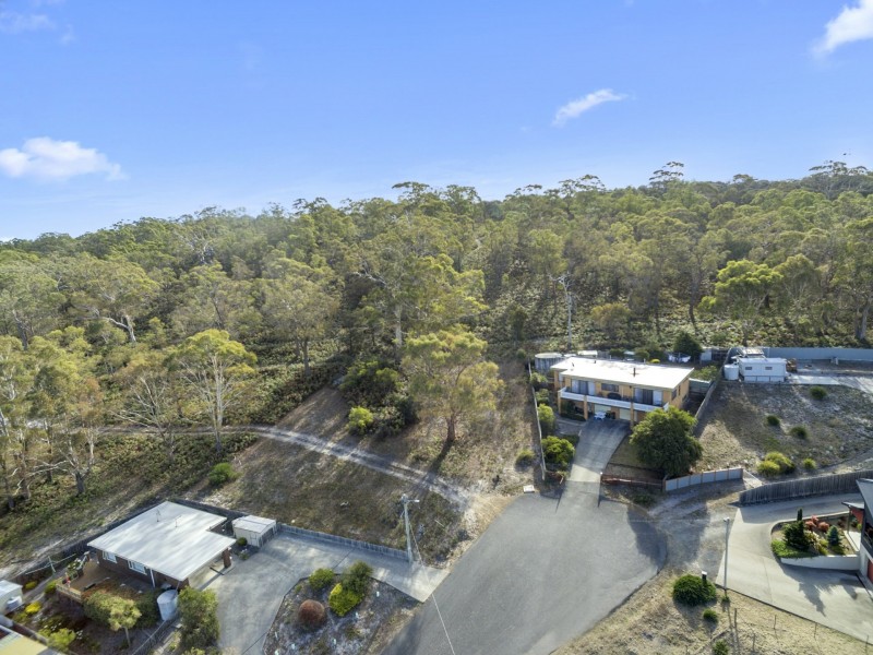24 Kestrel Street, Primrose Sands TAS 7173