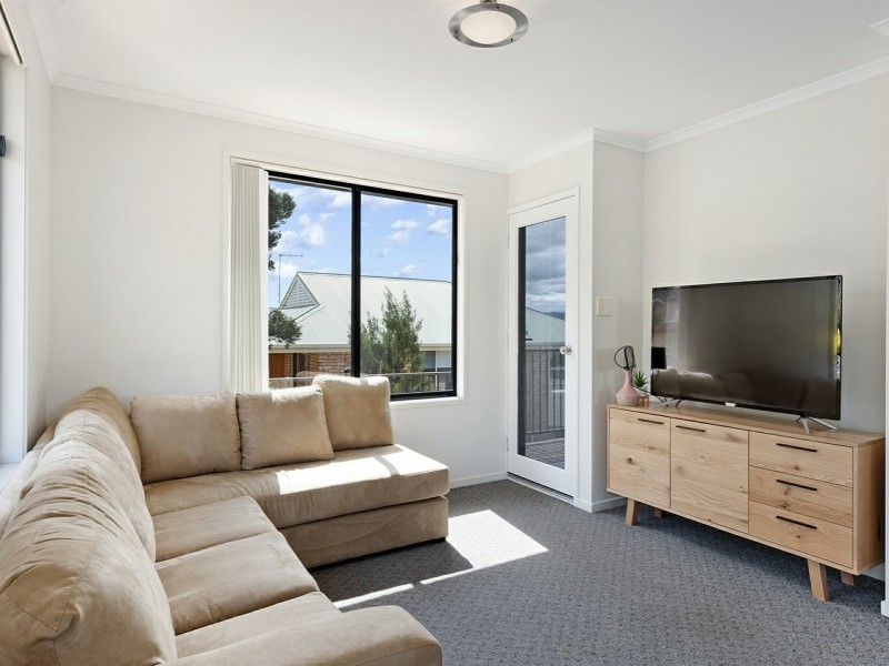 1/55 Sunshine Road, Austins Ferry TAS 7011