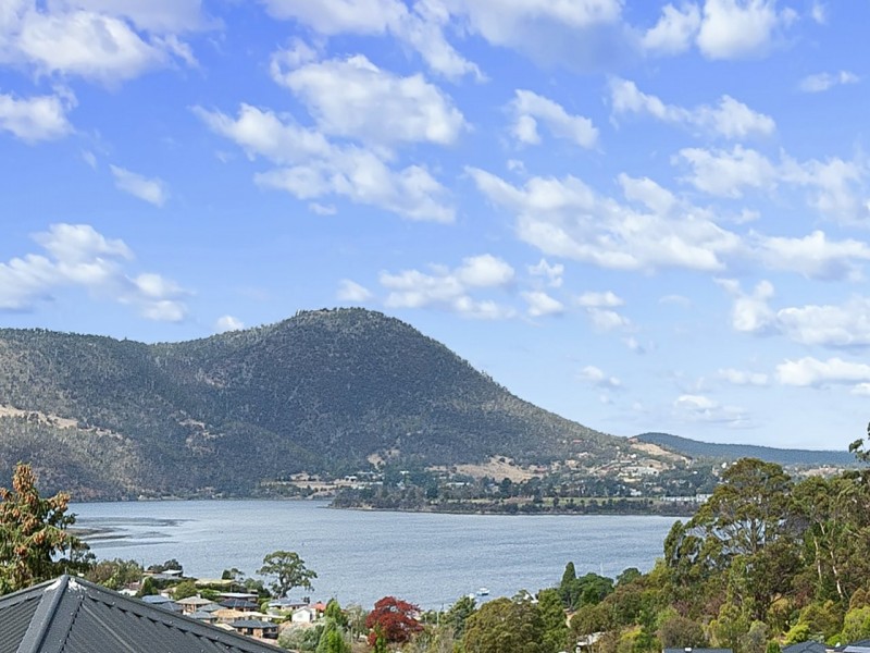 1/55 Sunshine Road, Austins Ferry TAS 7011