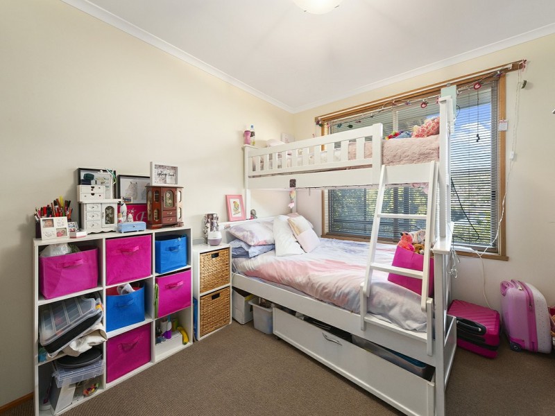 2 Kristen Court, Claremont TAS 7011