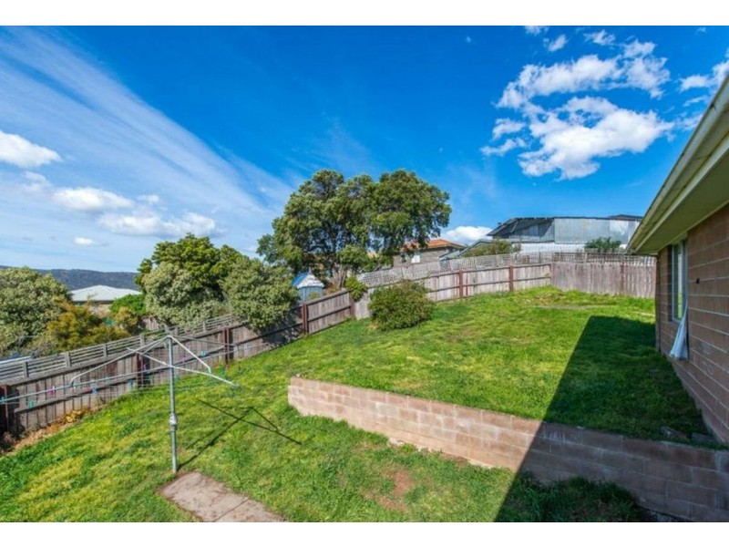 4 Clayton Drive, Herdsmans Cove TAS 7030