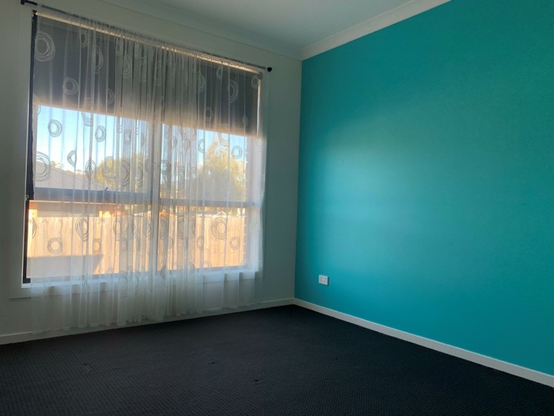 8 Barrob Street, Old Beach TAS 7017