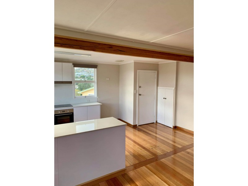 8 Hotham Court, Glenorchy TAS 7010