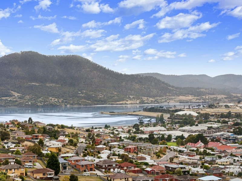 93 Brent Street, Glenorchy TAS 7010