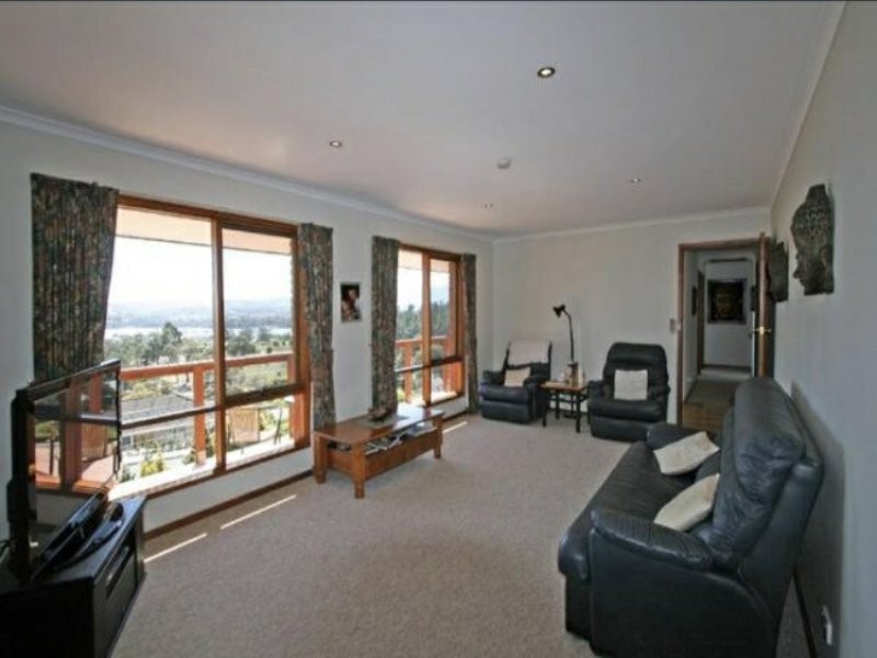 15 Louise Road, Austins Ferry TAS 7011