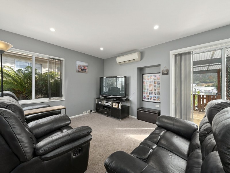 14 Heemskirk street, Warrane TAS 7018