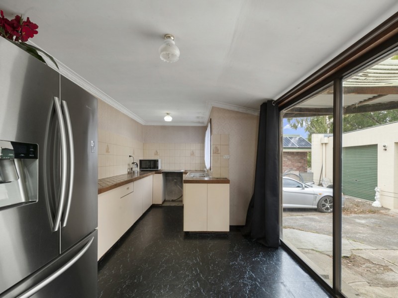 72 Main Road, Claremont TAS 7011