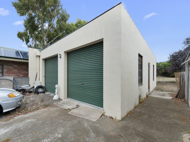 72 Main Road, Claremont TAS 7011
