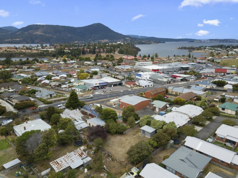 72 Main Road, Claremont TAS 7011