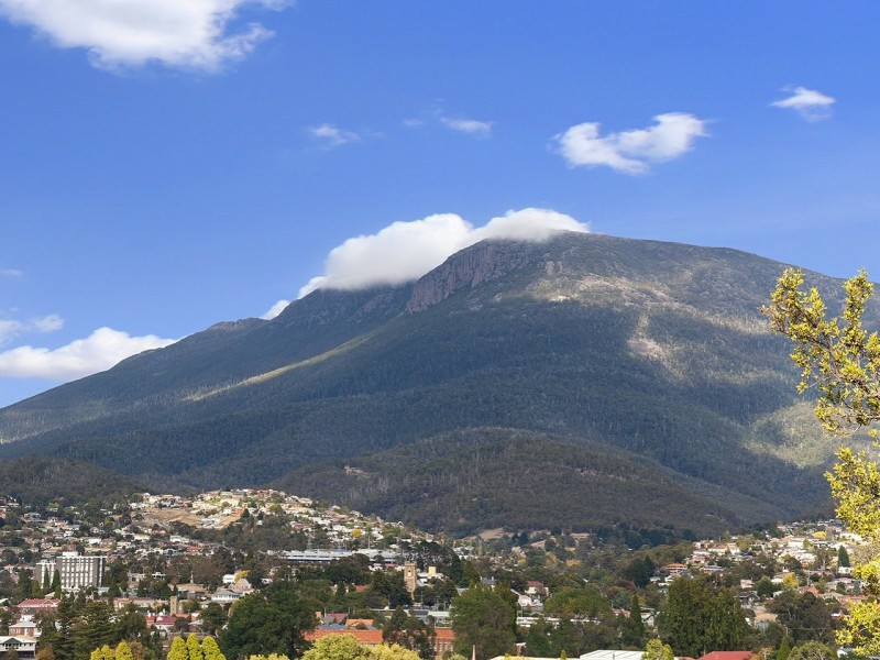 2/25 Ashbolt crescent, Lutana TAS 7009