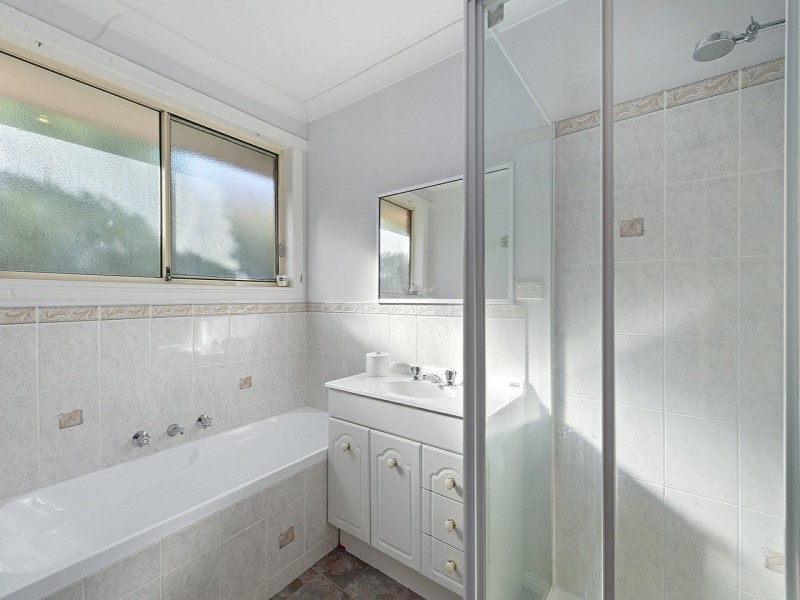 2/25 Ashbolt crescent, Lutana TAS 7009