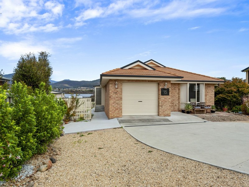 15 Maddelena Court, Old Beach TAS 7017