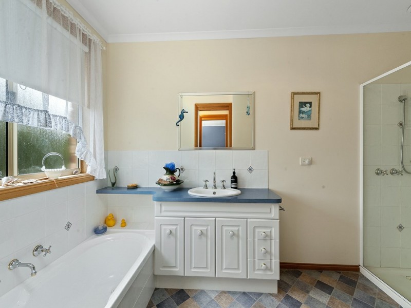 15 Maddelena Court, Old Beach TAS 7017