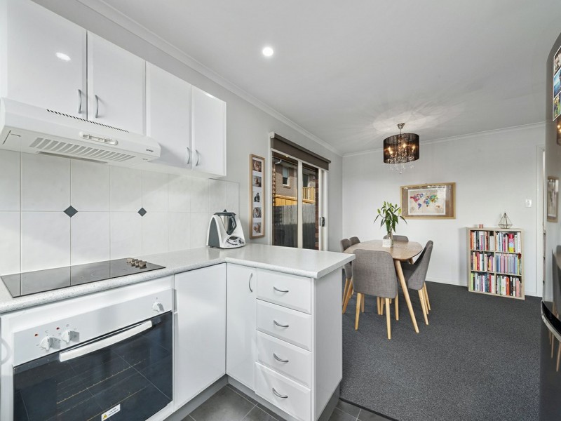 4/176 Branscombe Rd, Claremont TAS 7011