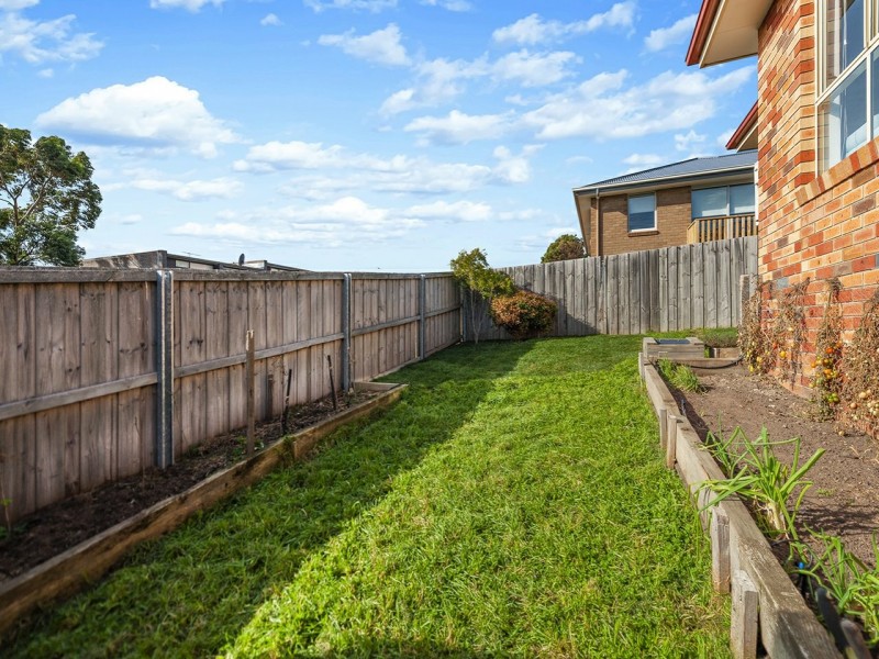 4/176 Branscombe Rd, Claremont TAS 7011