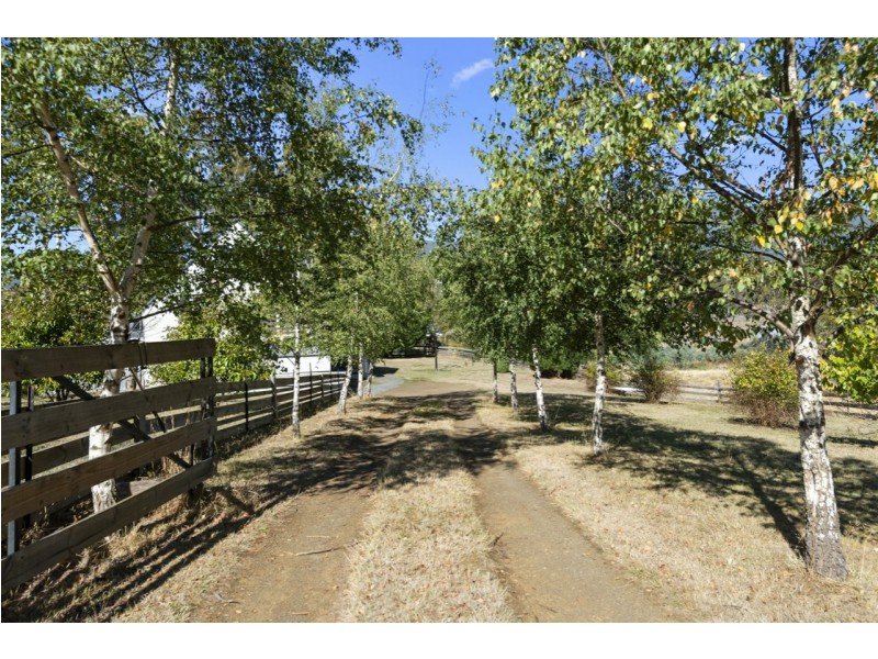 10 Briers Road, Lachlan TAS 7140