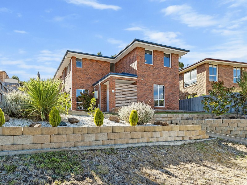 102 Sunshine Road, Austins Ferry TAS 7011