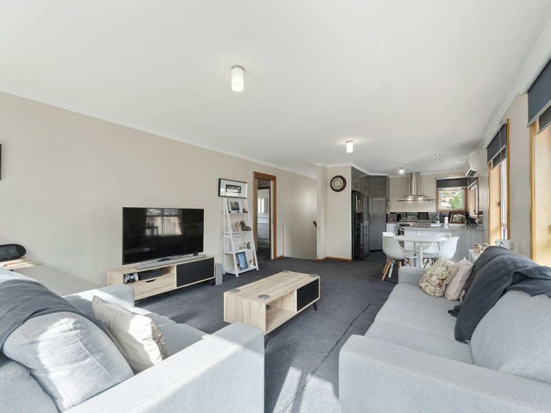 102 Sunshine Road, Austins Ferry TAS 7011