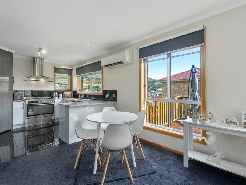 102 Sunshine Road, Austins Ferry TAS 7011