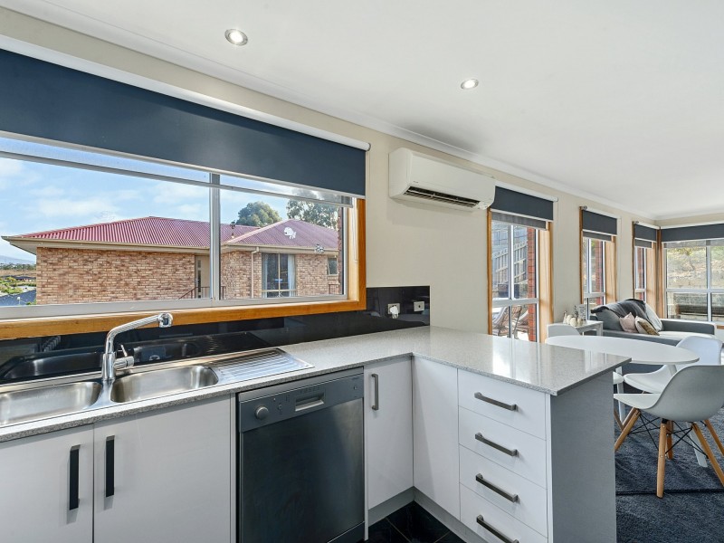 102 Sunshine Road, Austins Ferry TAS 7011