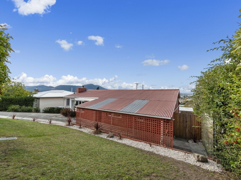 7 Kinarra Crescent, Chigwell TAS 7011