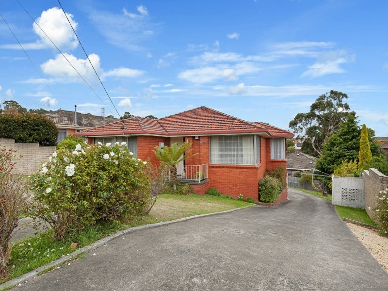 45 Stratton Avenue, Lenah Valley TAS 7008