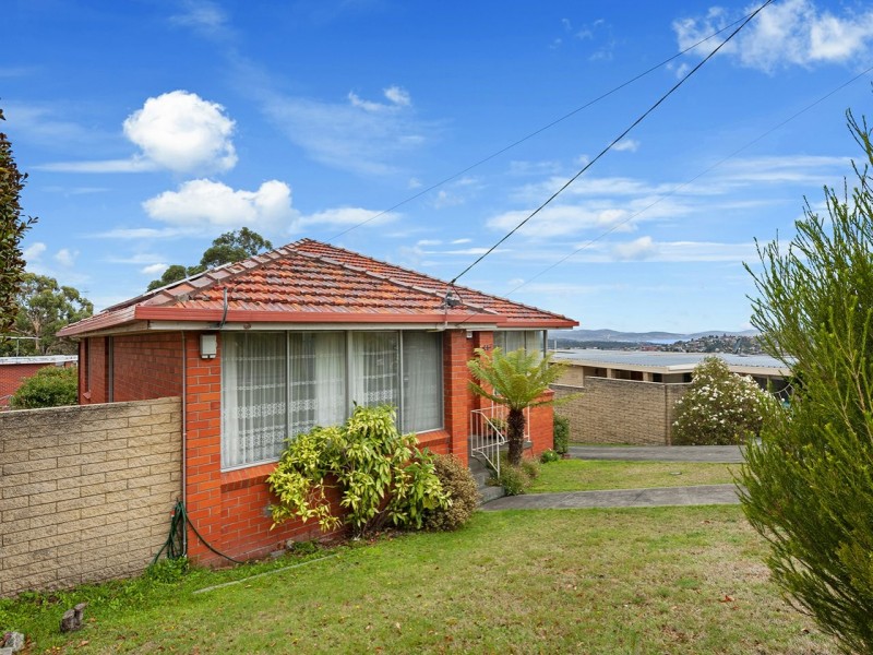 45 Stratton Avenue, Lenah Valley TAS 7008