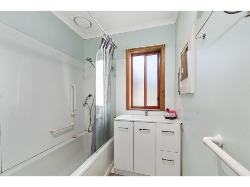 13 La Perouse Street, Warrane TAS 7018