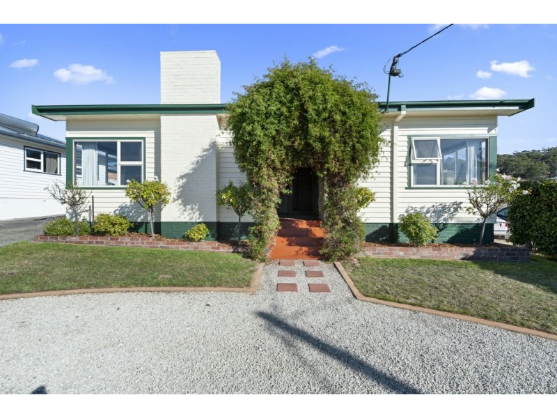 132 Main Road, Claremont TAS 7011