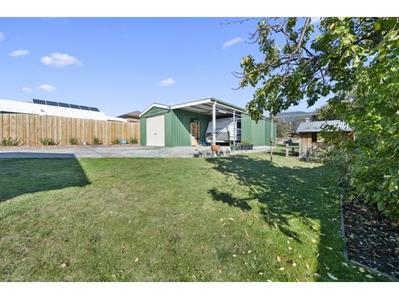 132 Main Road, Claremont TAS 7011