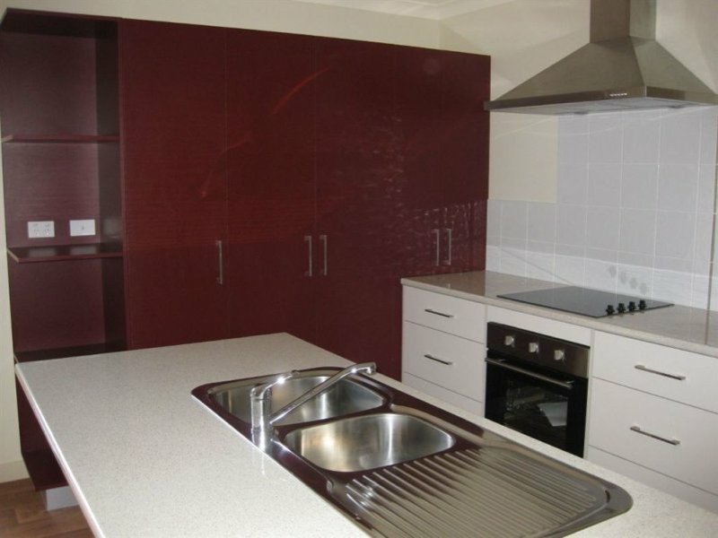 4/137 Redwood Rd, Kingston TAS 7050